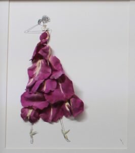 Mini Figure Purple Dress